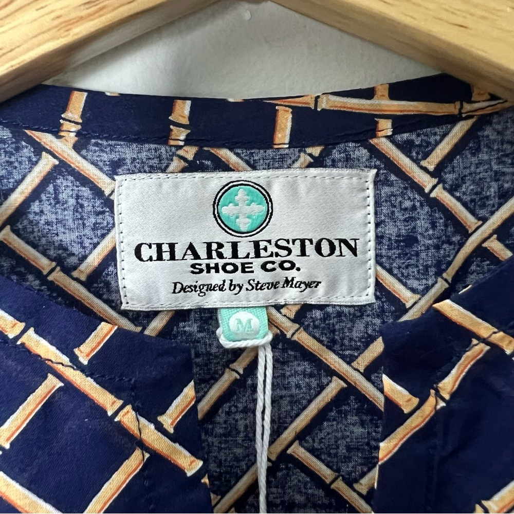 NEW Charleston Shoe Company Bamboo Tunic Navy Blue Size Medium 646 - Picture 4 of 9